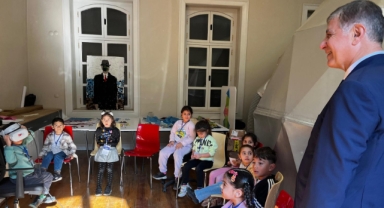 Başkan Tugay'dan anlamlı mesaj: Her şey çocuklar için