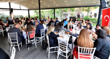 Bornova Belediyesi’nden anlamlı 24 Kasım buluşması