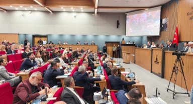 Büyükşehir Meclisinde 8,5 saatlik 'bütçe' maratonu!