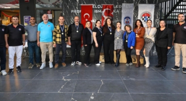 Efes Selçuk’ta “Ataya Saygı” Satranç Turnuvası sona erdi