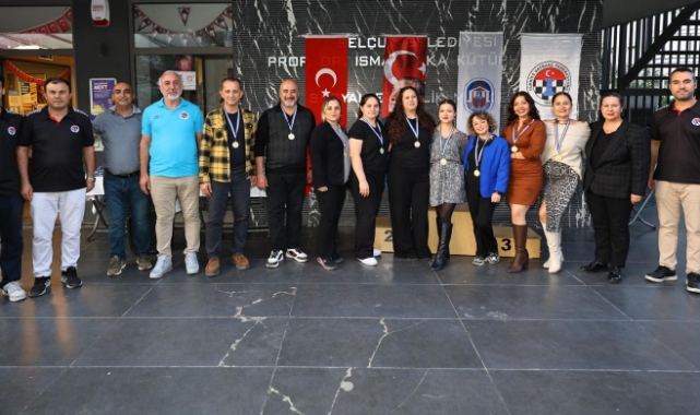 Efes Selçuk’ta “Ataya Saygı” Satranç Turnuvası sona erdi