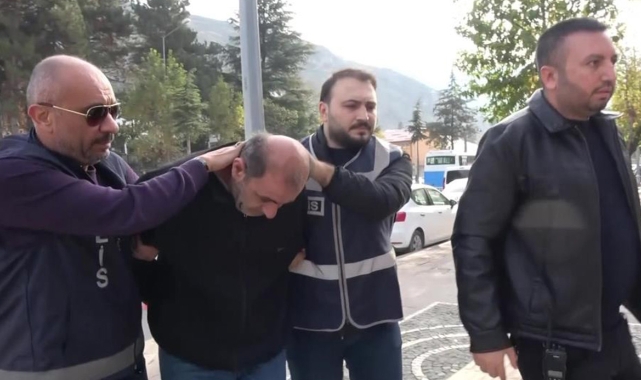 Evinde ölü bulunmuştu: Cinayeti 8 ay sonra DNA örneği aydınlattı