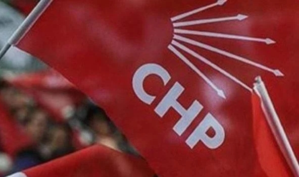 Gül'den dikkat çeken 'Karşıyaka' paylaşımı: CHP'lilerden ve İzmir İl Örgütünden ses yok!