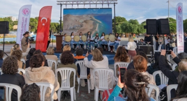İzmir’den dünyaya, dünyadan İzmir’e: Buradayım, iyiyim