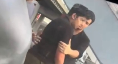 İzmir Metrosu'nda küfürlü saldırgan paniği!