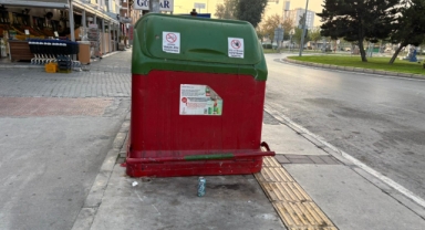 Karşıyaka Belediyesi’nden engelli yoluna engel!