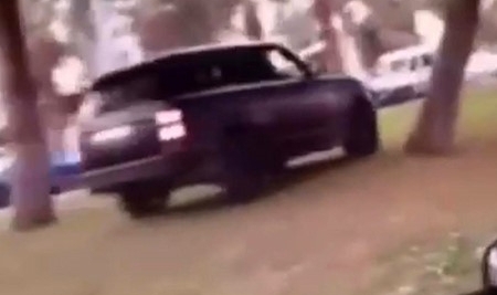 Refüjde araç sürdü, ehliyeti kaptırdı!