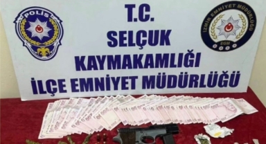 Selçuk'ta uyuşturucu operasyonu: 3 gözaltı