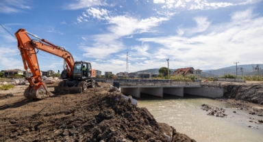Yarımada’daki derelerden 100 bin ton malzeme çıkarıldı