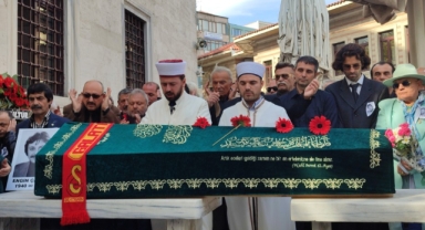 Yeşilçam’ın usta ismi Engin Çağlar son yolculuğuna uğurlandı