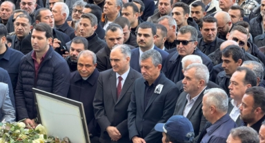 AK Partili İnan Gülşah Durbay'ın cenaze törenine katıldı