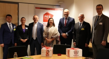 Başkan Sengel Brüksel’de konuştu: “Her zor kışın ardından bahar gelir”