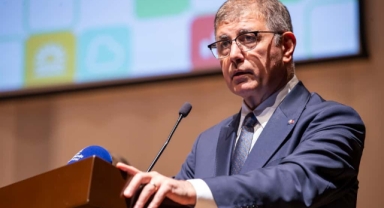 Başkan Tugay'dan AK Partili Çankırı'ya 'kargo' yanıtı!