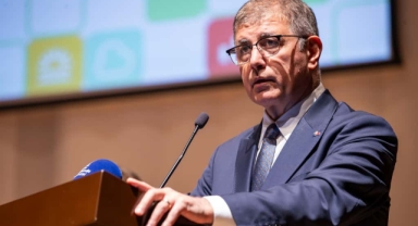 Başkan Tugay'dan AK Partili Çankırı'ya 'kredi' tepkisi!