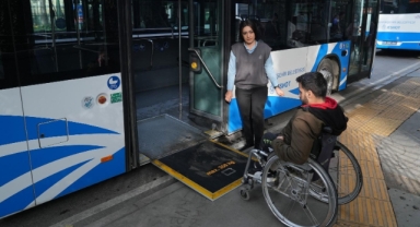 Başkan Tugay'ın Engelliler Günü'nde duyurduğu 'Duraktayım' müjdesi hayata geçti