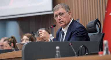 Başkan Tugay işçi eylemleri hakkında konuştu: İzBB’yi batıracak yanlış işlerin arkasında olamam!