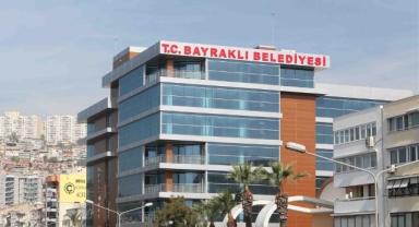 Bayraklı'da o başkan yardımcısından şok istifa!