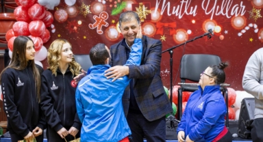 “Bize mutluluk gözyaşları döktürün”