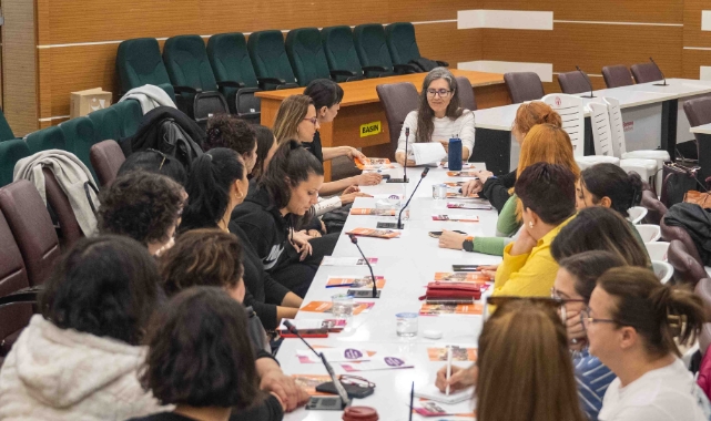 Bornova’da 'Kadınların İnsan Hakları' için güçlü adım