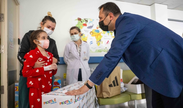 Bornova’da minik kalplere dayanışma desteği