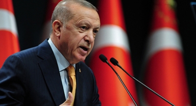 Cumhurbaşkanı Erdoğan'dan yeni yıl mesajı: 2026’da laf değil iş üreteceğiz