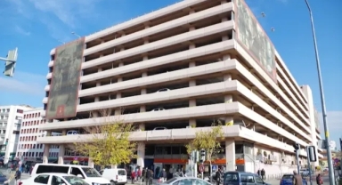 İzmir Çankaya’da Bir Devrin Sonu: Riskli Otopark Resmen Kapatıldı!