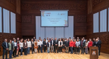 İzmir’in çok dilli ve çok kültürlü yapısı kutlandı