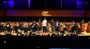 İzmir Oda Orkestrası Latin müzikleriyle dans ettirdi