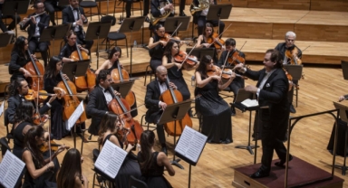 İzmir Oda Orkestrası, unutulmayacak konserlere imza atmaya devam ediyor