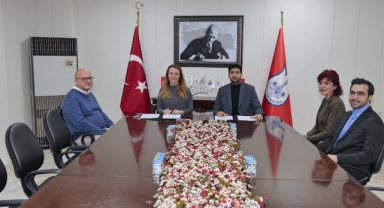 Konak'ta ‘genç’ protokol