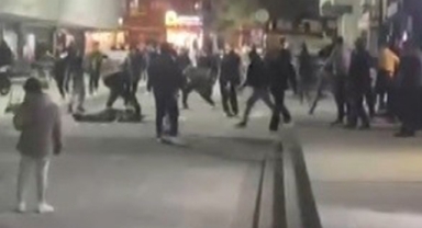 Meydan muharebesini aratmayan kavga: Tabureler havada uçuştu