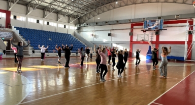 Narlıdere’de kadınlar güne sağlıklı ve enerjik başlıyor