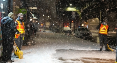 New York ve New Jersey'i kar fırtınası vurdu, acil durum ilan edildi