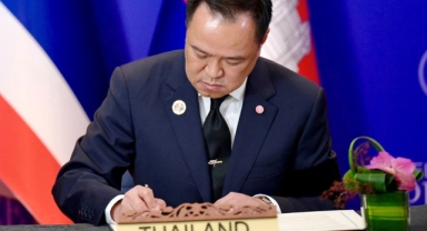 Tayland Başbakanı parlamentoyu feshetti, erken seçim süreci başladı