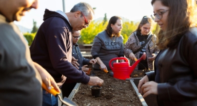 Tohumdan toprağa, topraktan sofraya