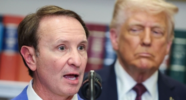 Trump, Grönland'a özel temsilci atadı