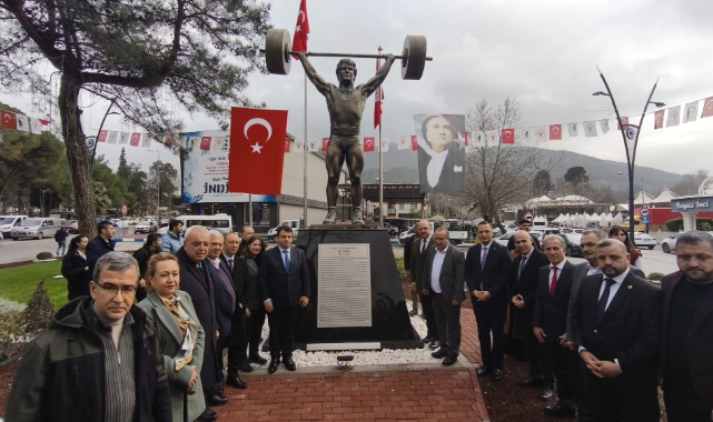 Bornova Belediyesi'nden 'Cep Herkülü’ne vefa