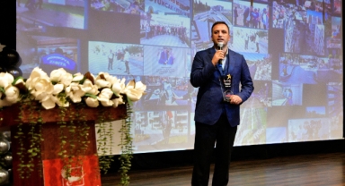 Bornova eğitime desteğiyle fark yarattı!