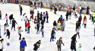 Büyükşehir’den öğrencilere yarıyıl tatili için buz pisti müjdesi