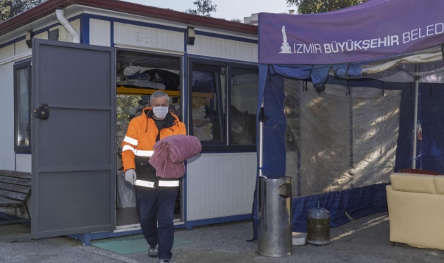 İzmir’de sosyal belediyecilik ısıtıyor