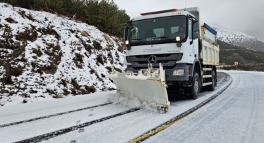 İzmir’in 6 ilçesinde karla mücadele