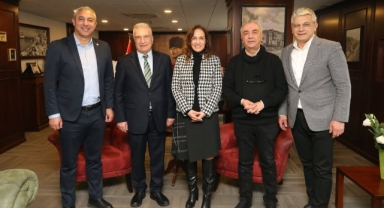 Karşıyaka Belediyesi’nde eski başkanlar buluşması