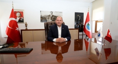 Menderes Belediyesi’nden çocuklara yarıyıl hediyesi