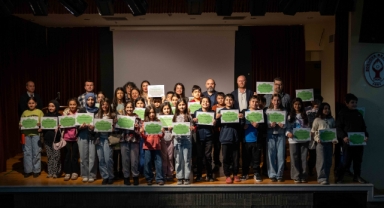 Bilimle büyüyen Bornova’da 179 genç sertifikalarını aldı