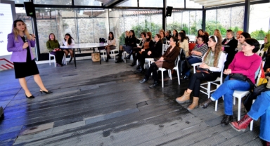 Bornova’da Sağlıklı İlişkiler masaya yatırıldı