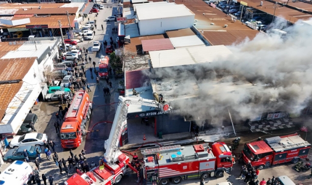 Buca’daki işyeri yangını kontrol altına alındı