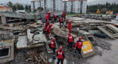 Çiğli Arama Kurtarma ekibi afetlere karşı hazır