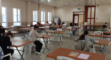 Efes Selçuk Belediyesi’nden sınav yolundaki öğrencilere destek