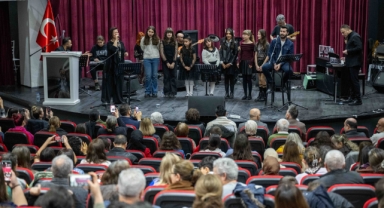 Efsane notalar Bornova’da yankılandı