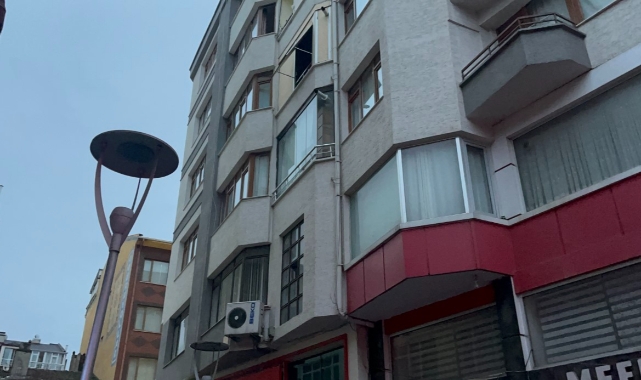 Ocakta unutulan yemekten çıkan gaz anne ve iki oğlunu zehirledi